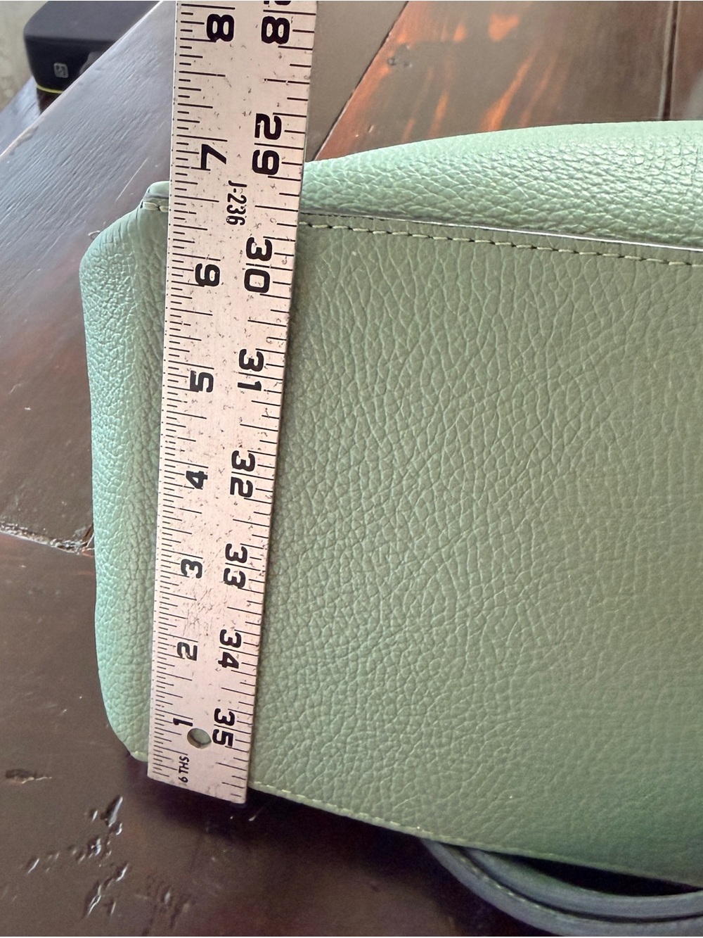 Le Borse di Giulia Genuine
Leather Sage Green
Convertible cross body
Bag NWOT - Picture 13 of 15
